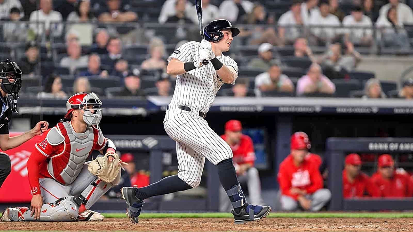  UNEXPECTED STRATEGY: Aaron Boone Surprises Yankees Fans by Using Pinch-Hitting Defense and Leaving Ben Rice on the Bench — What’s Really Behind This Move?  Boone’s Bold Call: Pinch-Hitting Defense Over a Starting Role — Could This Be a Turning Point for Ben Rice’s Yankees Future?