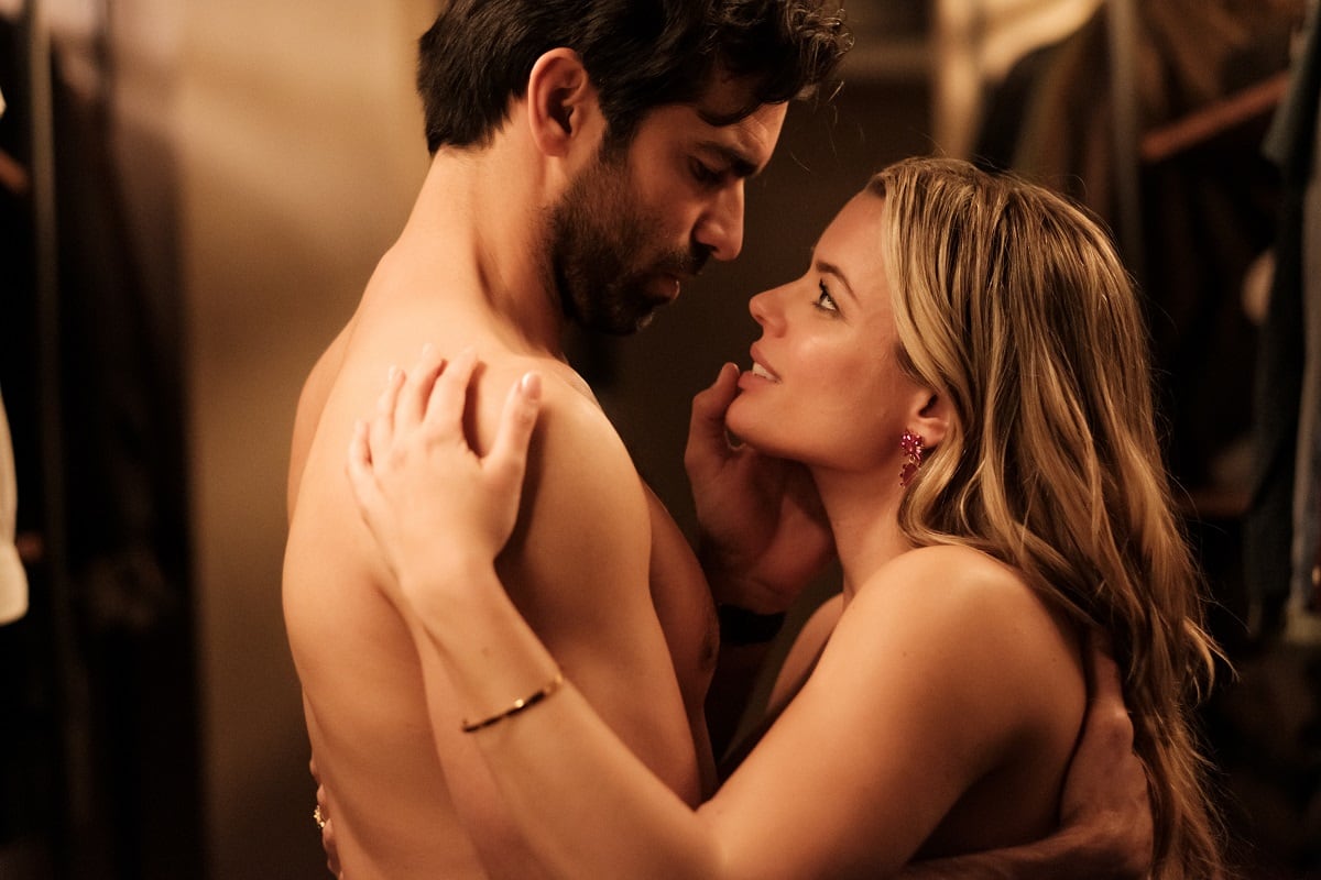‘¿A qué estás esperando?’ no sabe si ser porno o la clásica comedia romántica para ver en familia | Series de Televisión | EL PAÍS